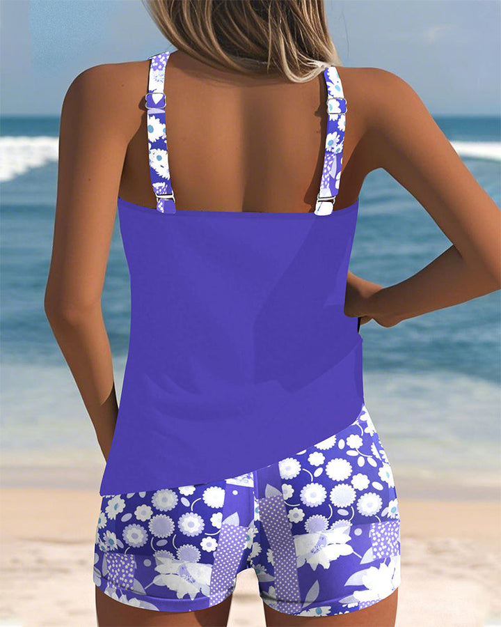 Two-Piece Swimsuit with Comfortable Fit and Floral Beach Style