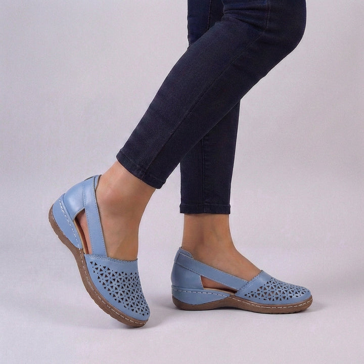 Women's Orthopaedic Cutout Slip-On Leather Loafers