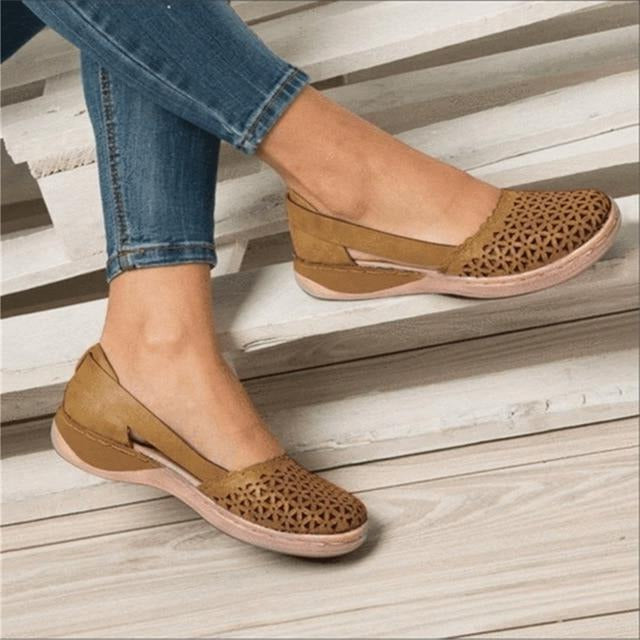 Women's Wide Fit Bunion Shoes Cutout Slip-On Shoes