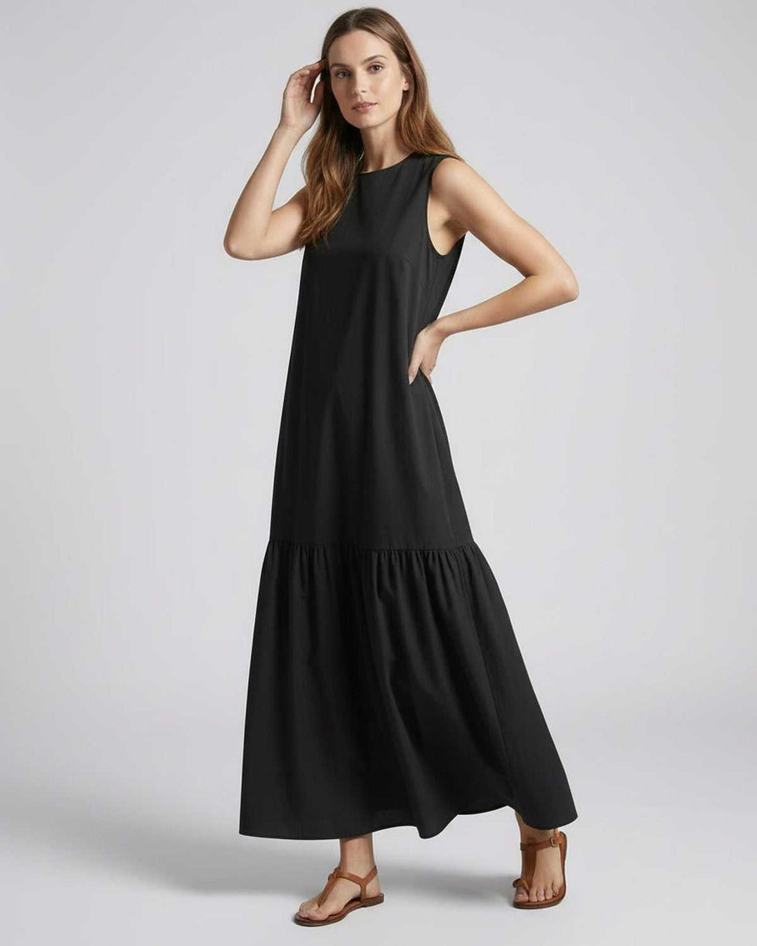 Women's Sleeveless Round Neck Tiered Hem Maxi Dress