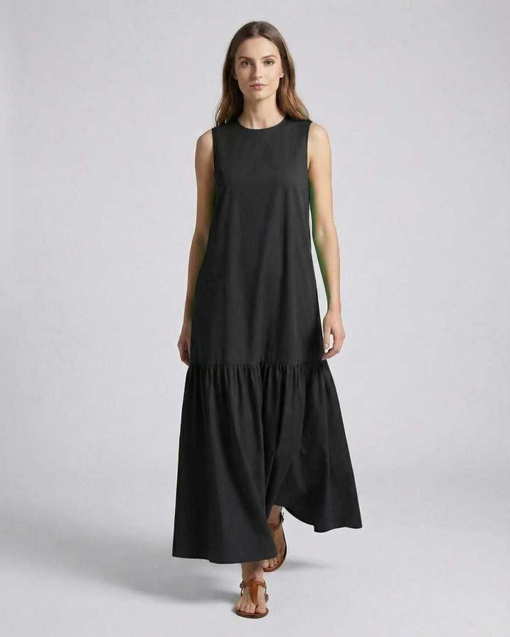Women's Sleeveless Round Neck Tiered Hem Maxi Dress